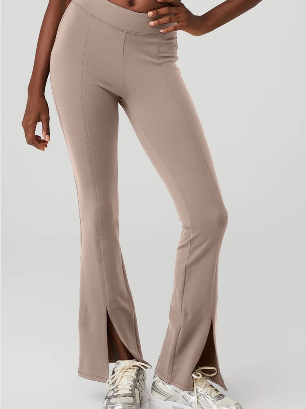 ALO Yoga Split-Hem Flare Pants - Taupe